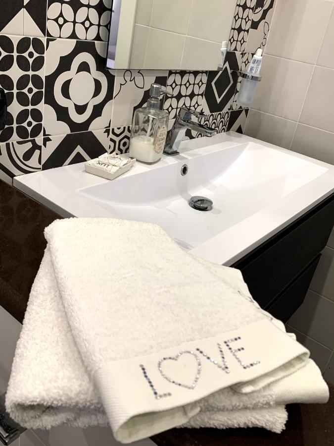 Acquamarina Apartment Марцамеми Екстериор снимка